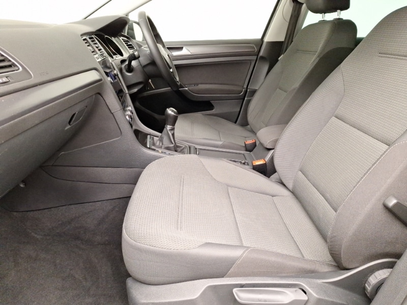 Used Volkswagen Golf 2019 for sale - 77289657: Photo 5