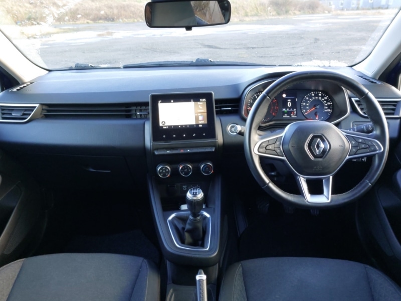 Used Renault Clio 2020 for sale - 77448262: Photo 2