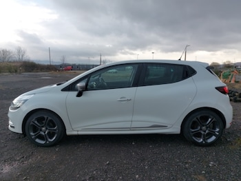 Used Renault Clio 2018 for sale - 77392941: Photo