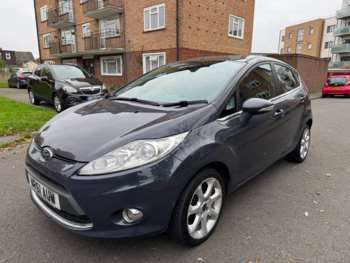 2011 (60) - 1.4 Titanium 5dr