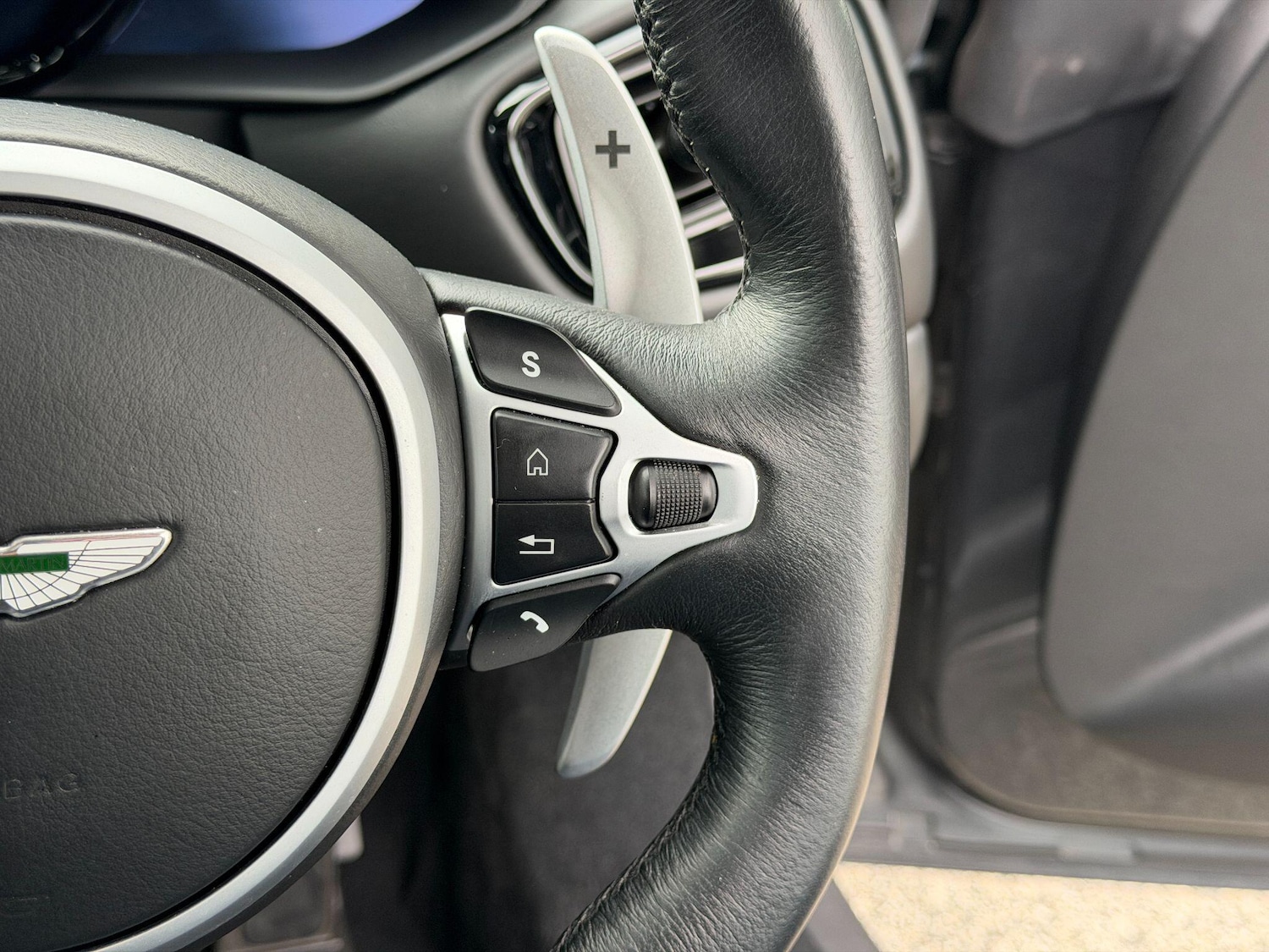 Used Aston Martin Vantage 2019 for sale - 77624926: Photo 24