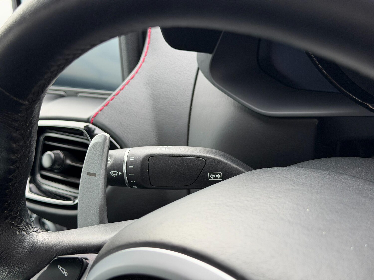 Used Aston Martin Vantage 2019 for sale - 77624926: Photo 48