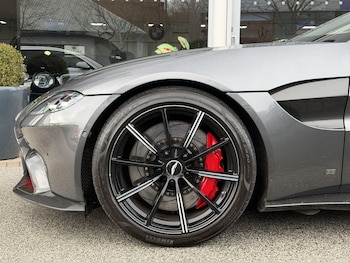 Used Aston Martin Vantage 2019 for sale - 77624926: Photo