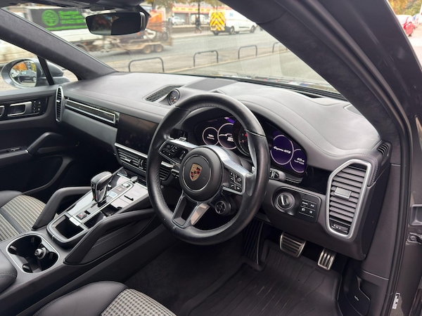 Used Porsche Cayenne 2023 for sale - 76200691: Photo 16