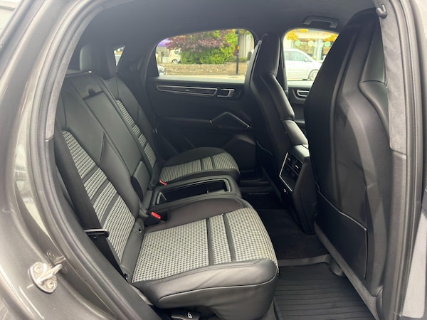 Used Porsche Cayenne 2023 for sale - 76200691: Photo 21