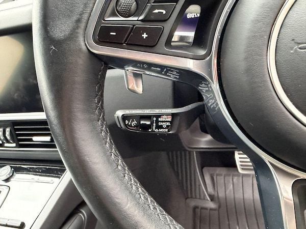 Used Porsche Cayenne 2023 for sale - 76200691: Photo 29