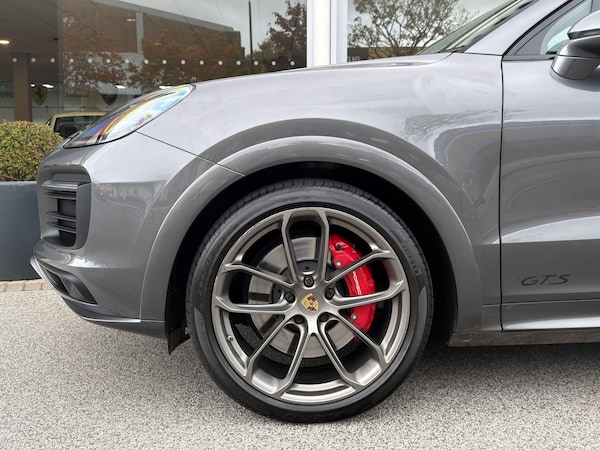 Used Porsche Cayenne 2023 for sale - 76200691: Photo 4