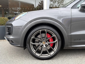 Used Porsche Cayenne 2023 for sale - 76200691: Photo 4