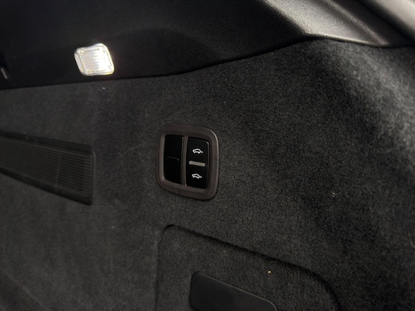 Used Porsche Cayenne 2023 for sale - 76200691: Photo 56