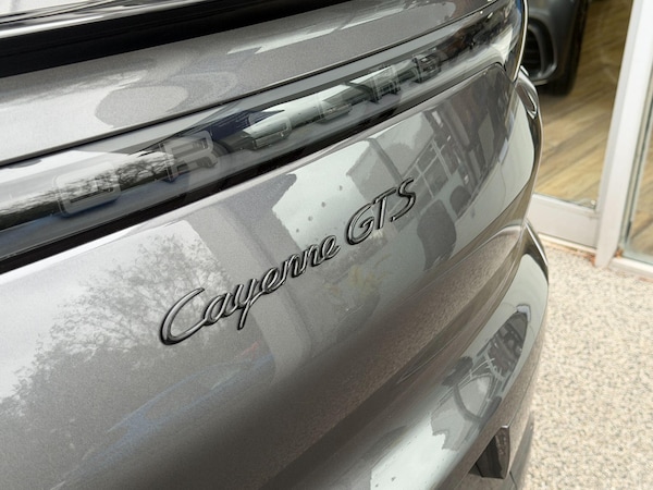 Used Porsche Cayenne 2023 for sale - 76200691: Photo 62