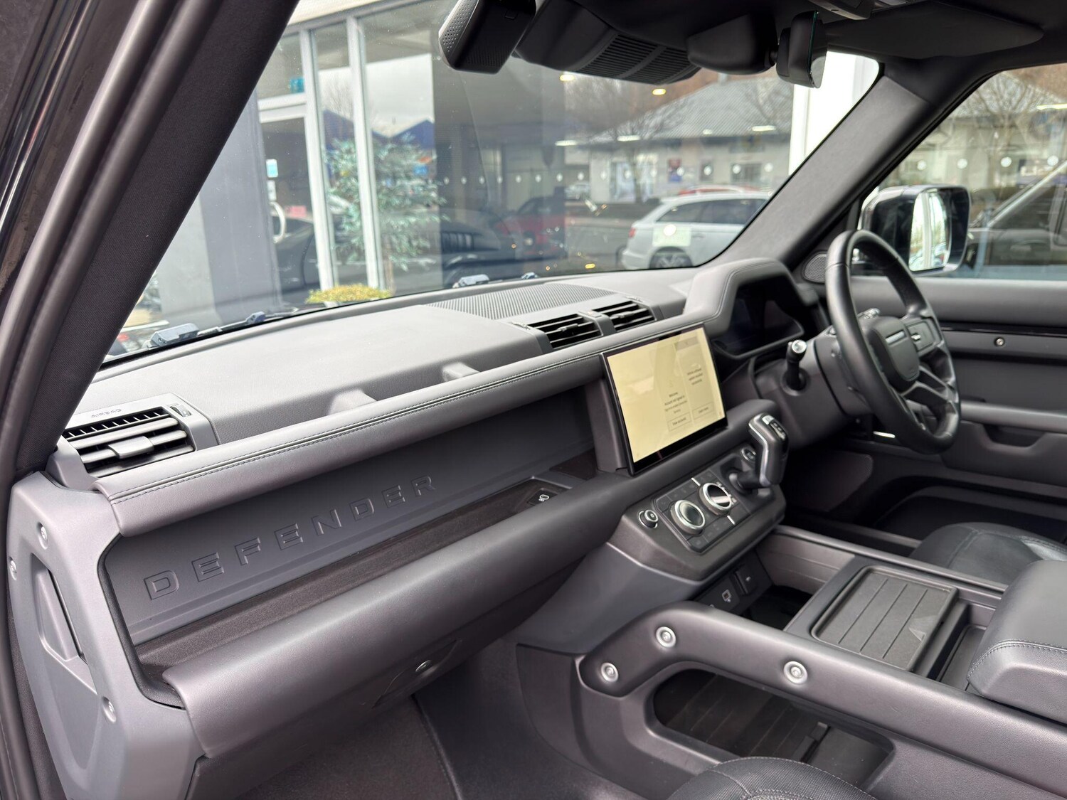 Used Land Rover Defender 110 2022 for sale - 77624906: Photo 16