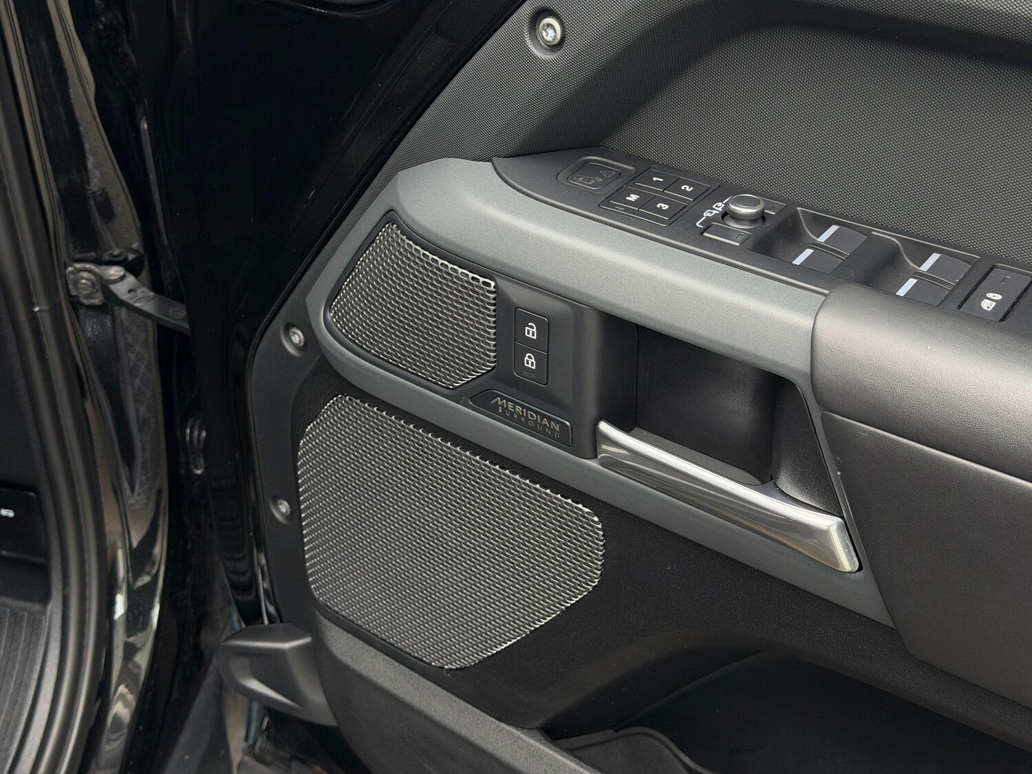 Used Land Rover Defender 110 2022 for sale - 77624906: Photo 34