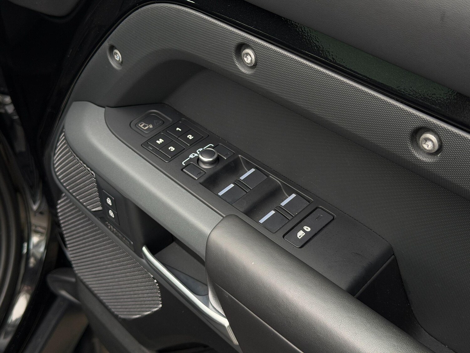 Used Land Rover Defender 110 2022 for sale - 77624906: Photo 35