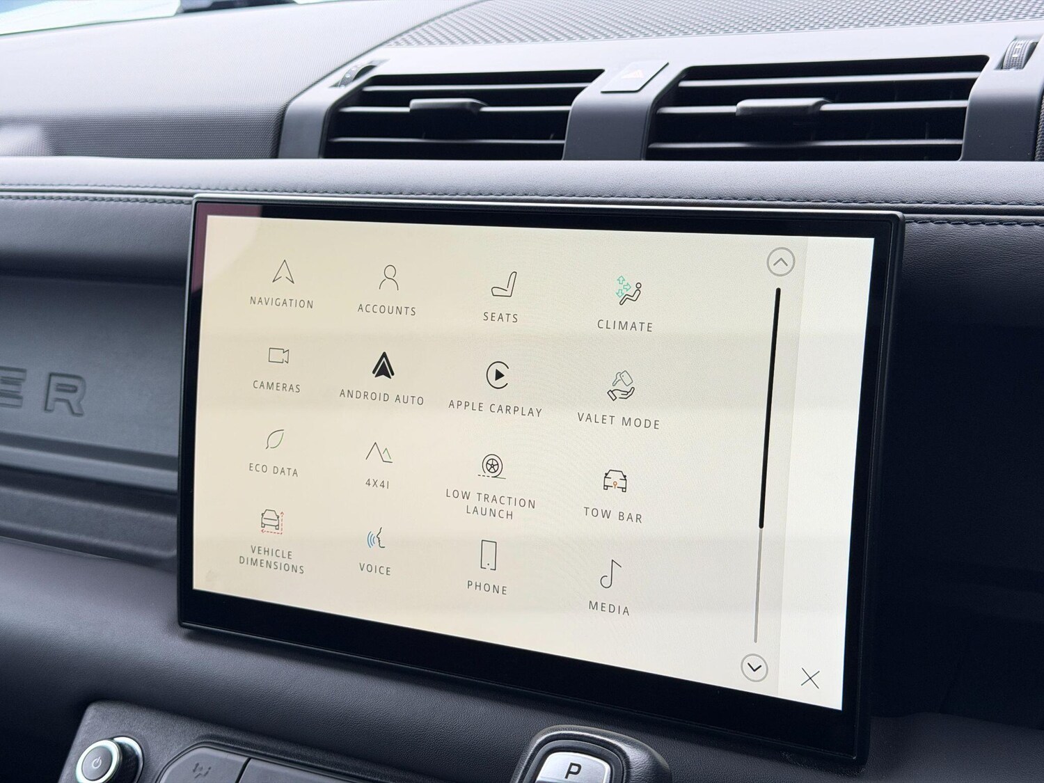 Used Land Rover Defender 110 2022 for sale - 77624906: Photo 38