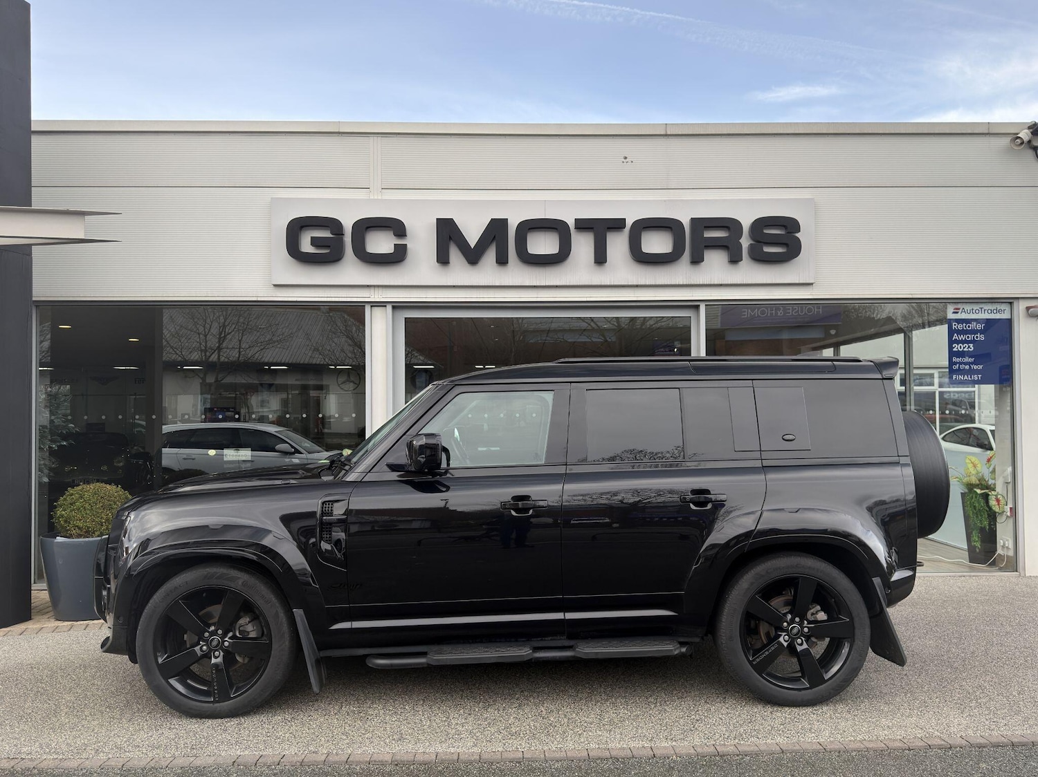 Used Land Rover Defender 110 2022 for sale - 77624906: Photo 4