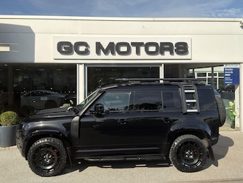 Used Land Rover Defender 110 2023 for sale - 79412546: Photo