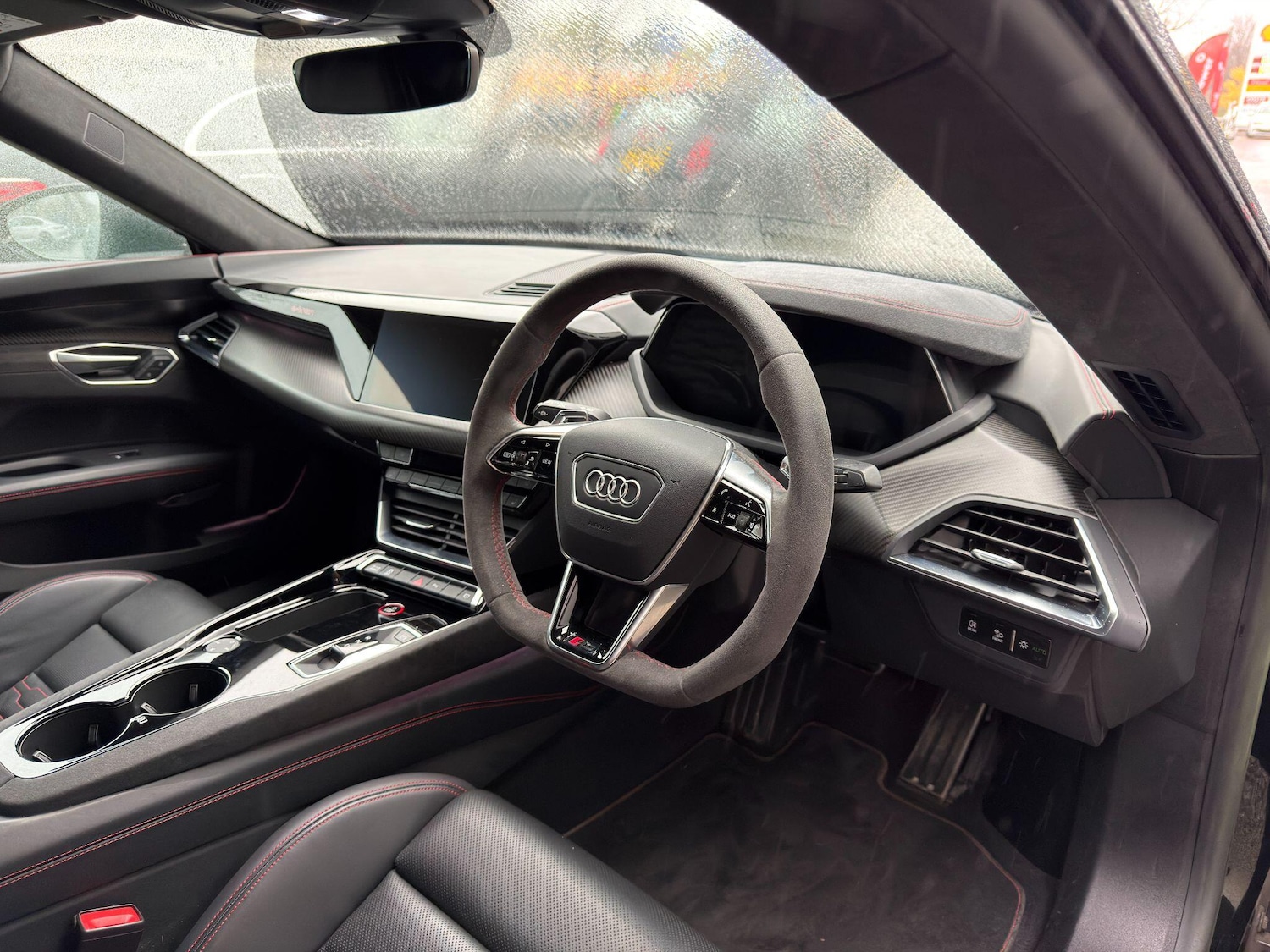 Used Audi RS e-tron GT 2022 for sale - 76584371: Photo 17