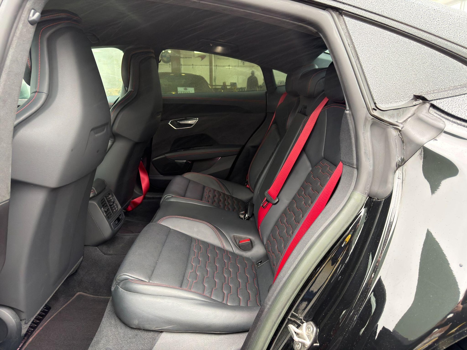 Used Audi RS e-tron GT 2022 for sale - 76584371: Photo 26