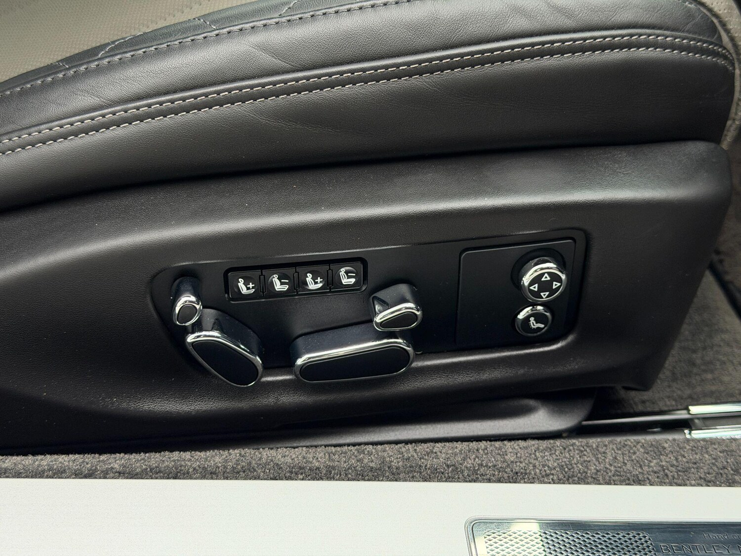 Used Bentley Continental 2020 for sale - 76607831: Photo 64