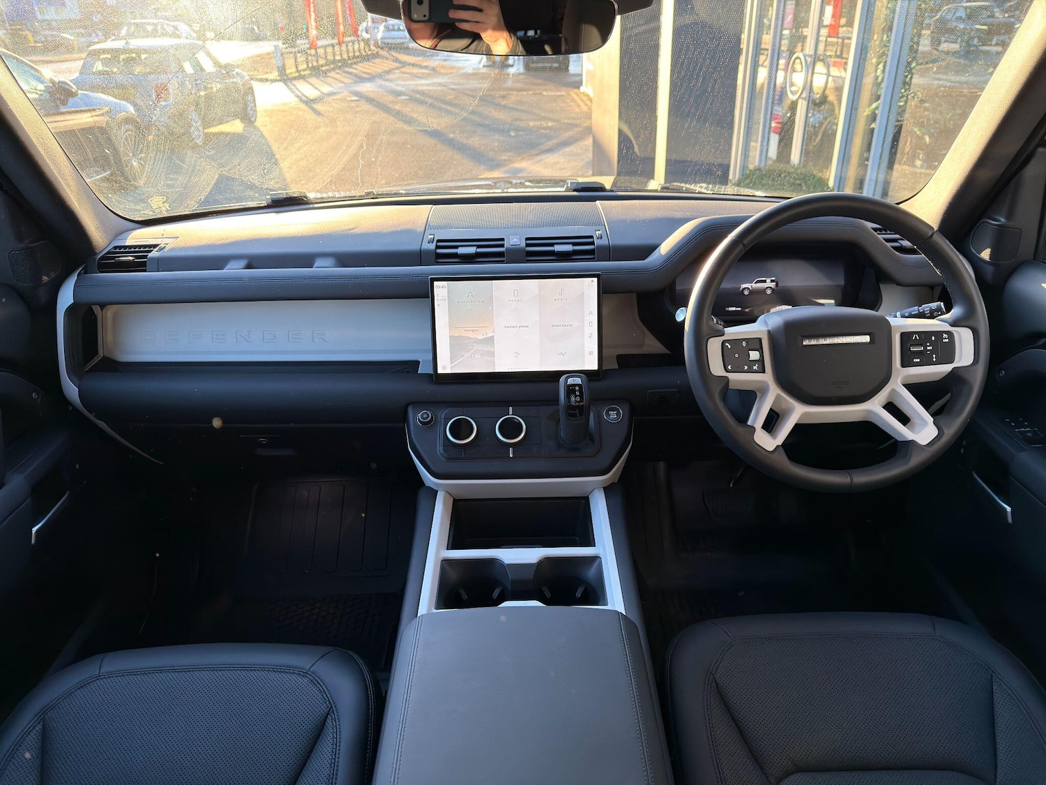 Used Land Rover Defender 90 2024 for sale - 77074041: Photo 12