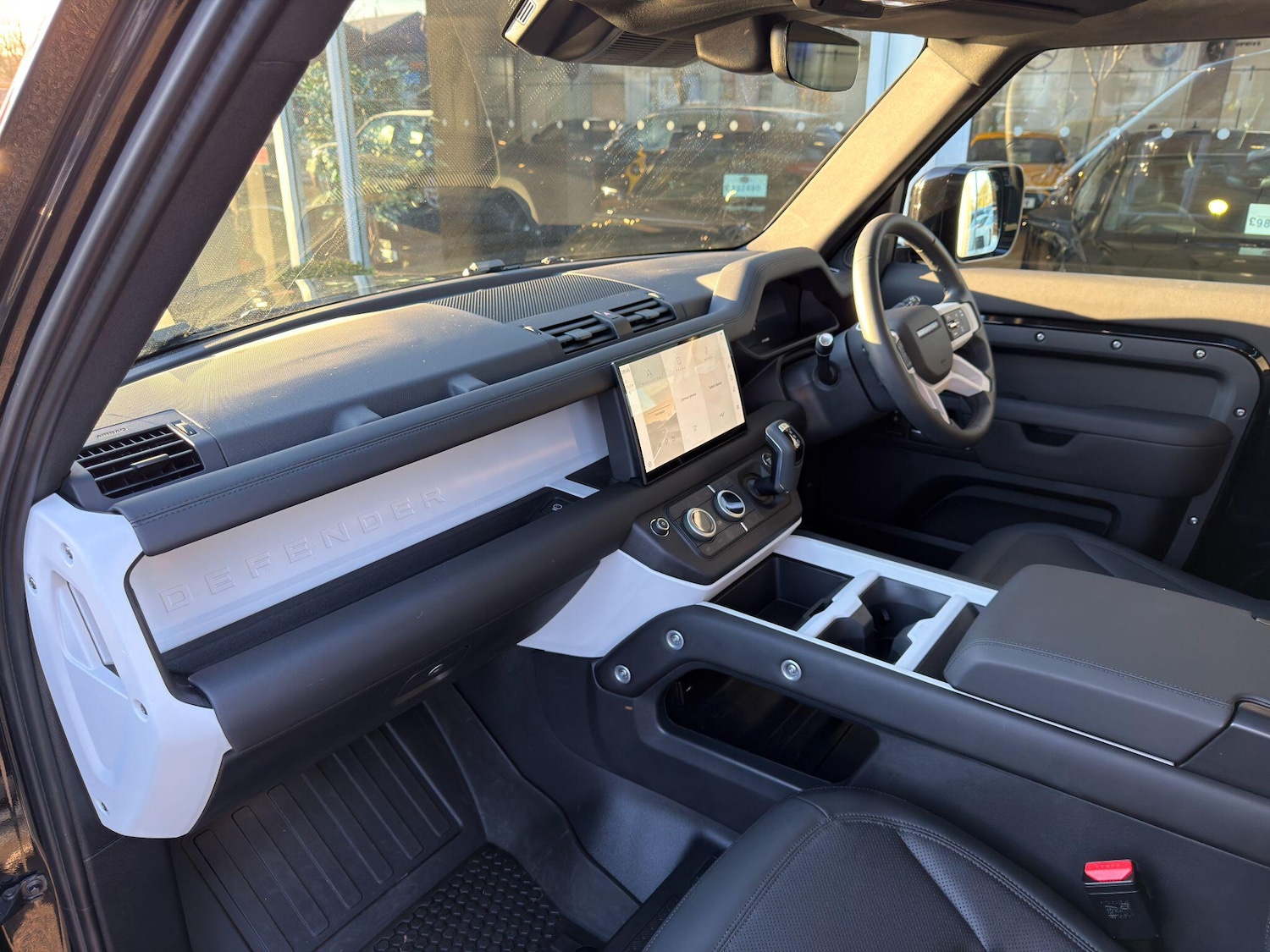 Used Land Rover Defender 90 2024 for sale - 77074041: Photo 13