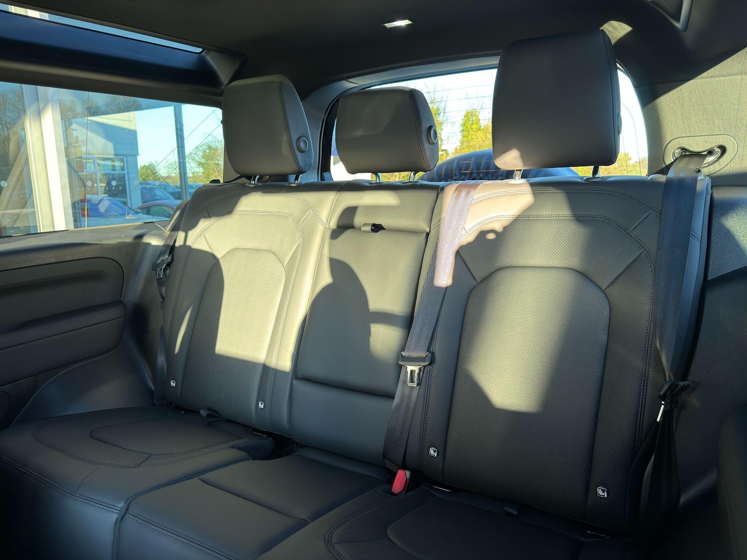 Used Land Rover Defender 90 2024 for sale - 77074041: Photo 20