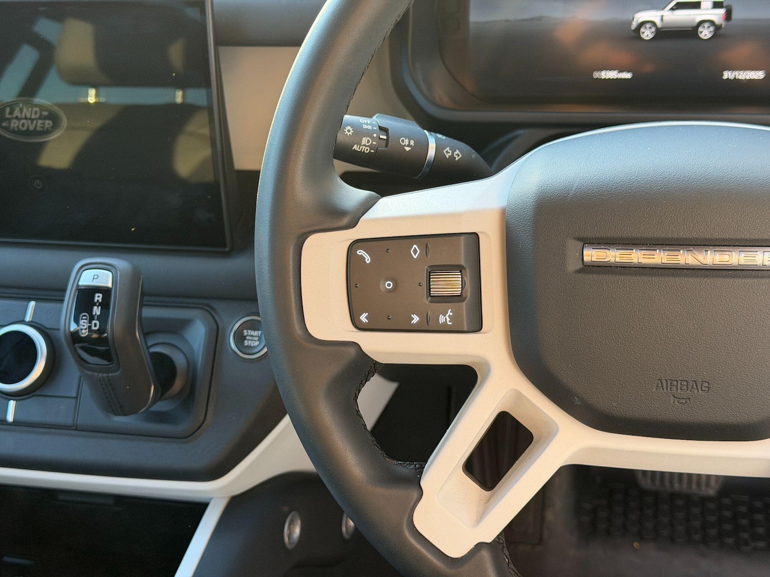 Used Land Rover Defender 90 2024 for sale - 77074041: Photo 22