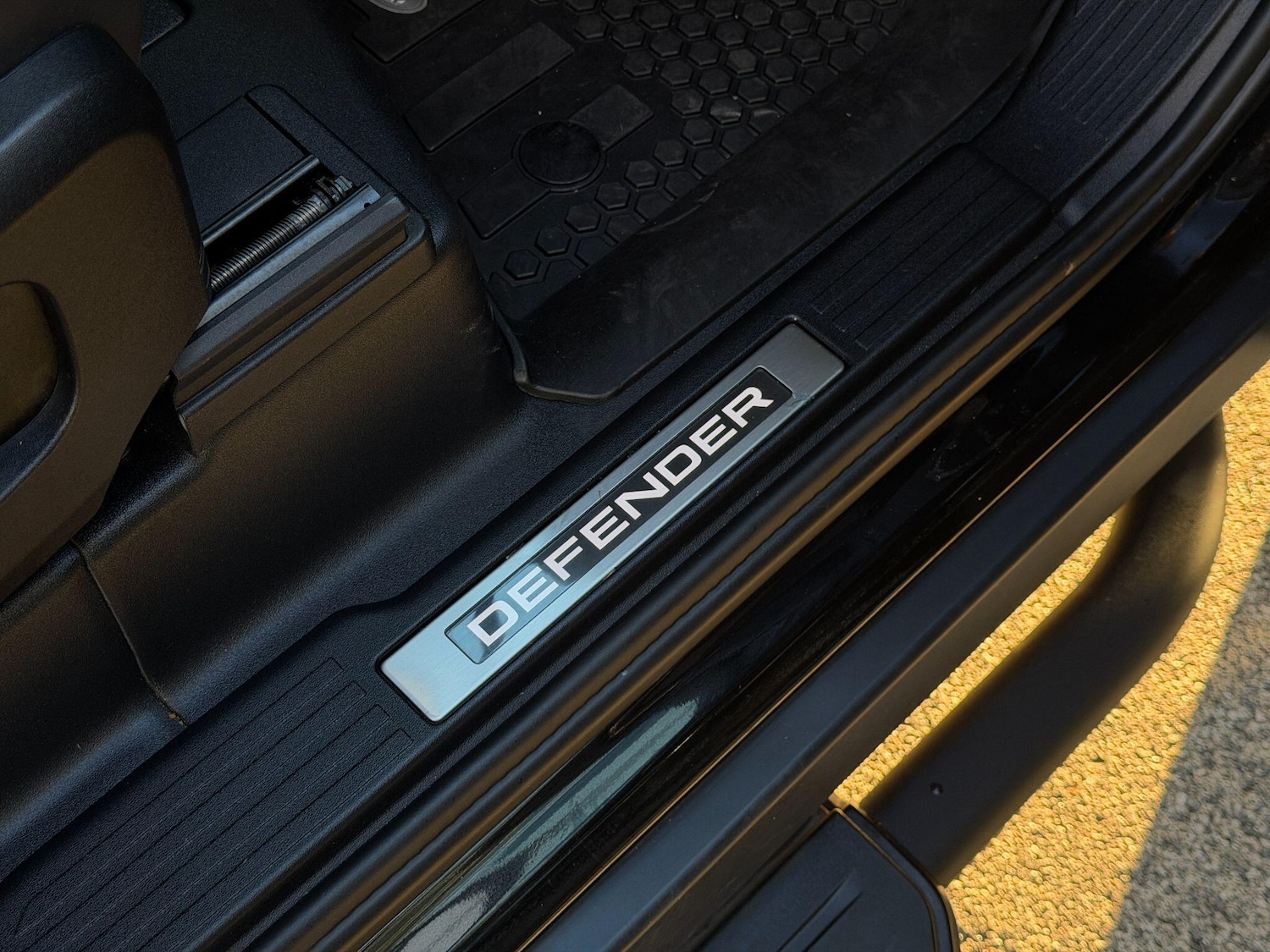 Used Land Rover Defender 90 2024 for sale - 77074041: Photo 28