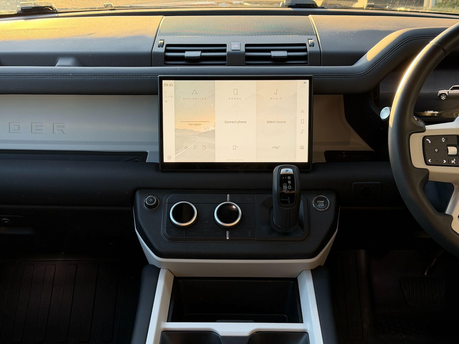 Used Land Rover Defender 90 2024 for sale - 77074041: Photo 41