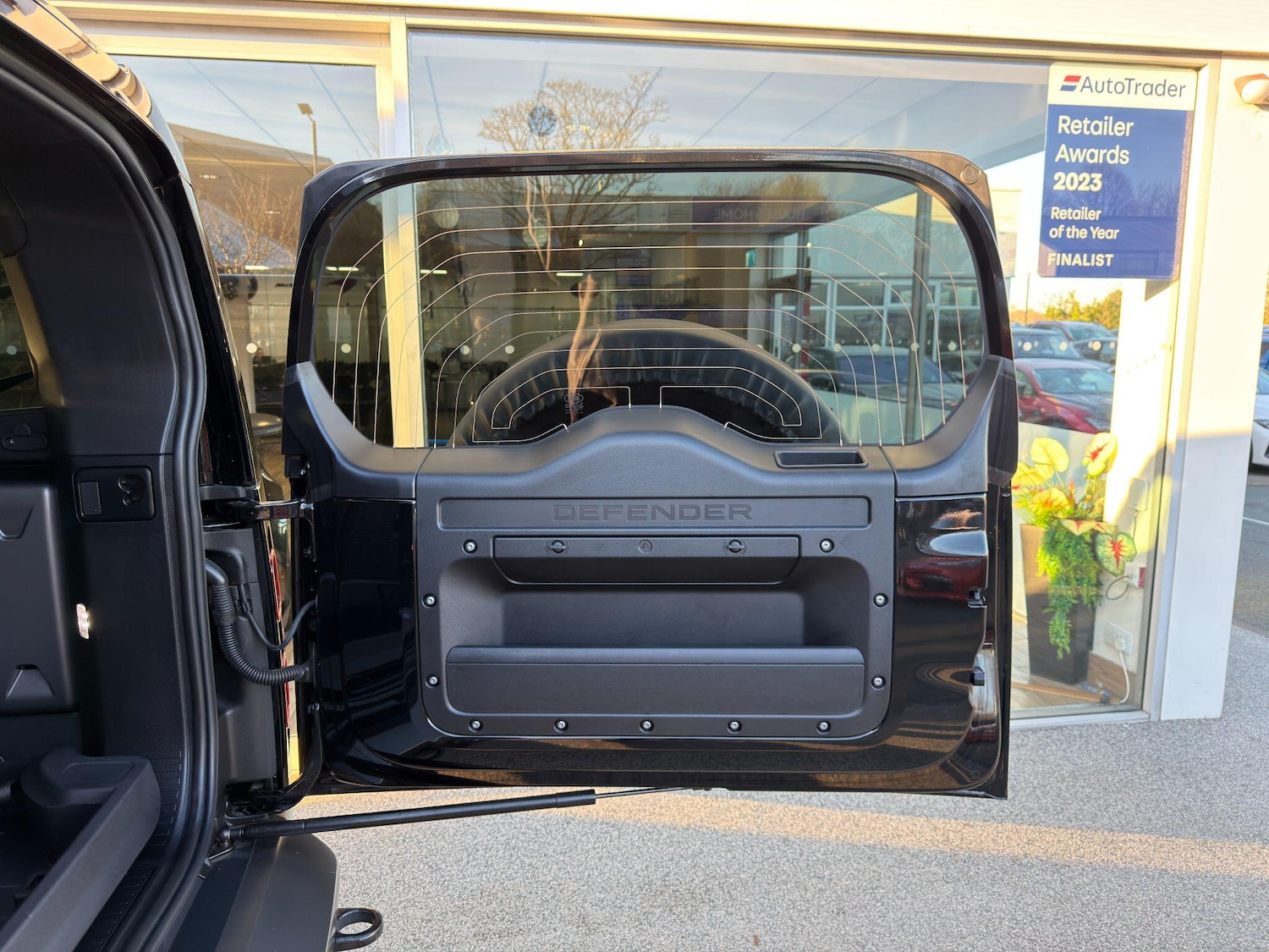 Used Land Rover Defender 90 2024 for sale - 77074041: Photo 60