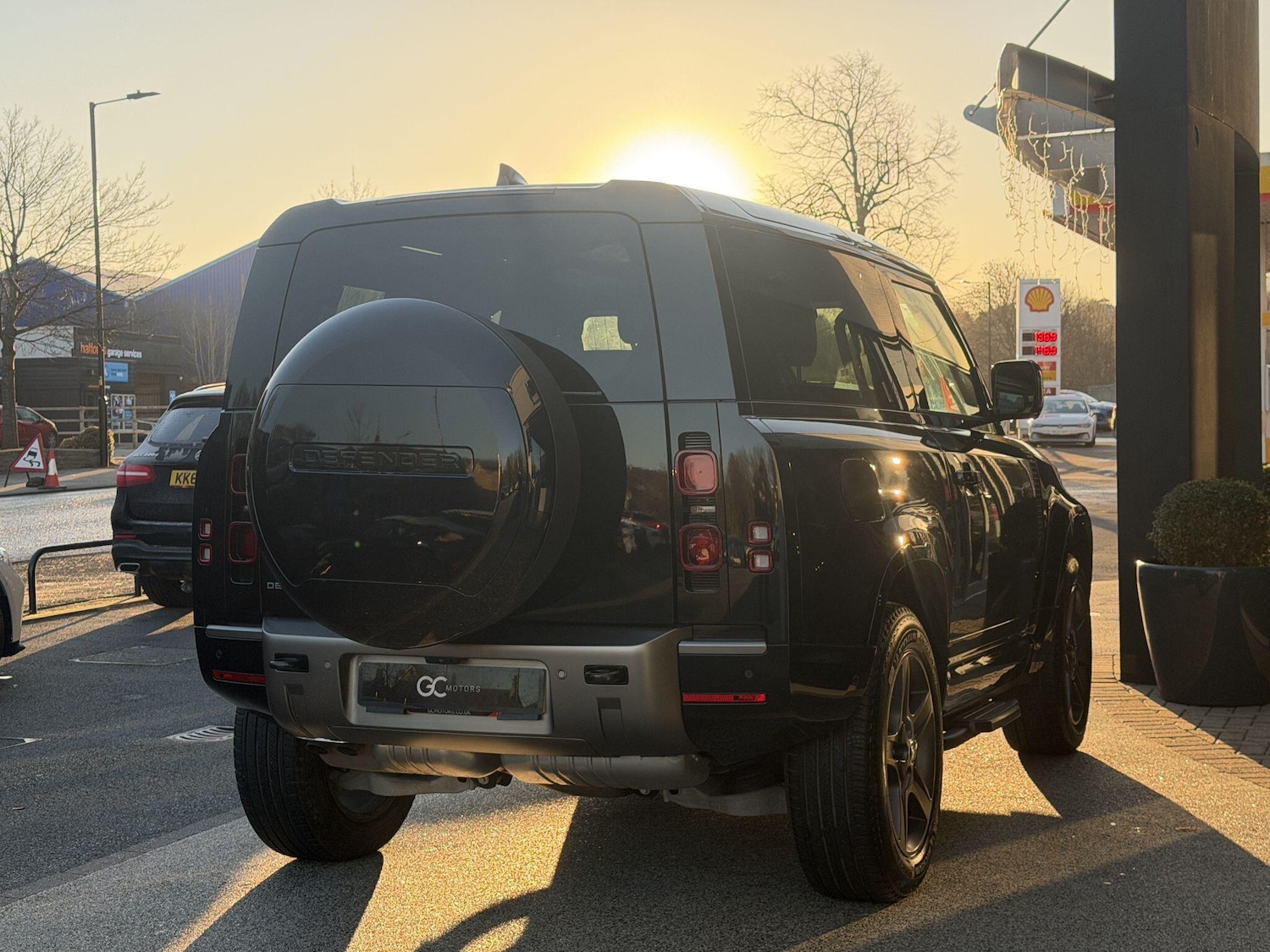 Used Land Rover Defender 90 2024 for sale - 77074041: Photo 9