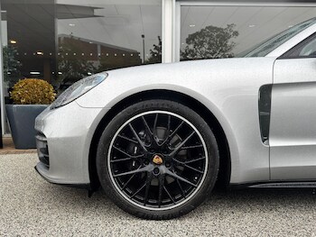 Used Porsche Panamera 2022 for sale - 75926711: Photo