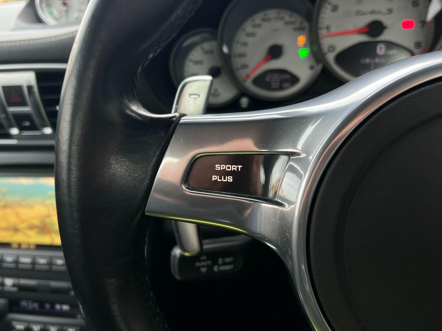 Used Porsche 911 2011 for sale - 76370135: Photo 22