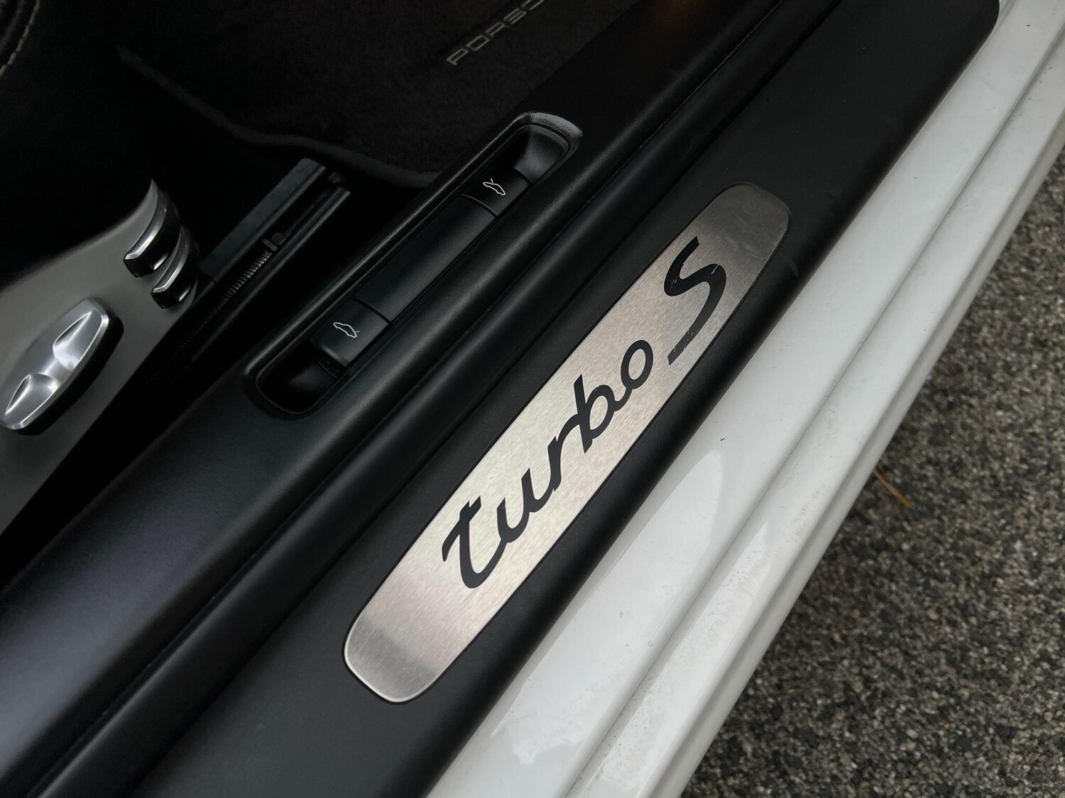 Used Porsche 911 2011 for sale - 76370135: Photo 42