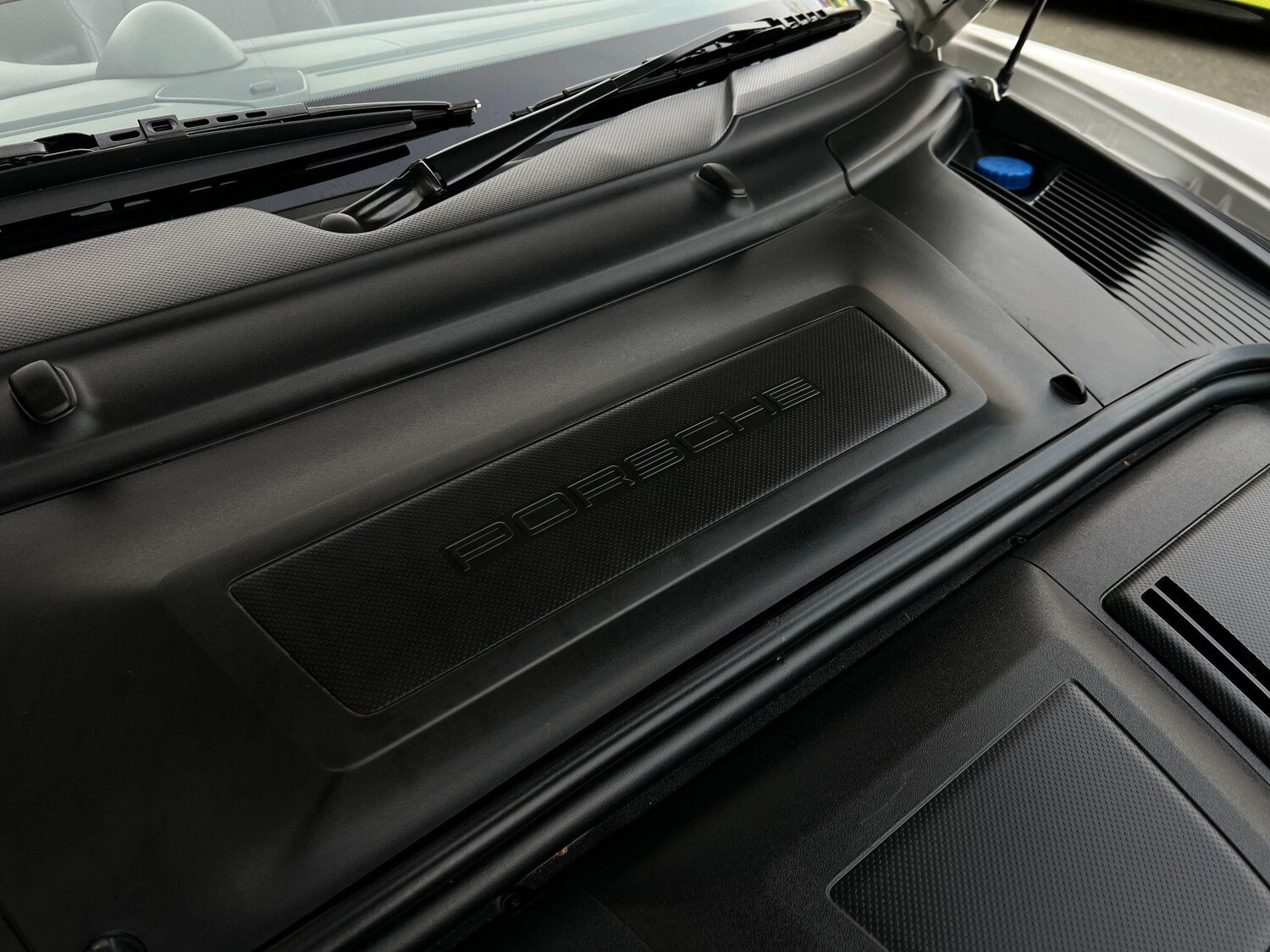 Used Porsche 911 2011 for sale - 76370135: Photo 50