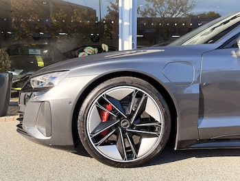 Used Audi RS e-tron GT 2023 for sale - 76042170: Photo