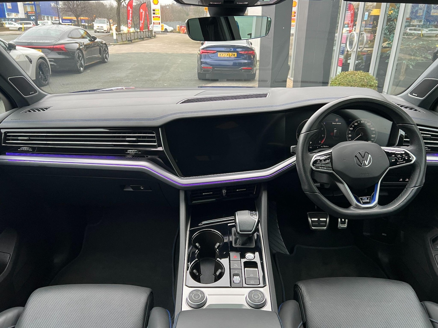 Used Volkswagen Touareg 2023 for sale - 77039855: Photo 11