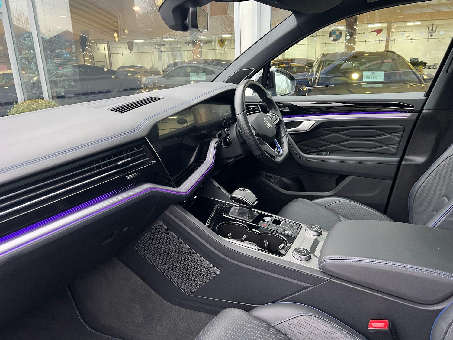 Used Volkswagen Touareg 2023 for sale - 77039855: Photo 13