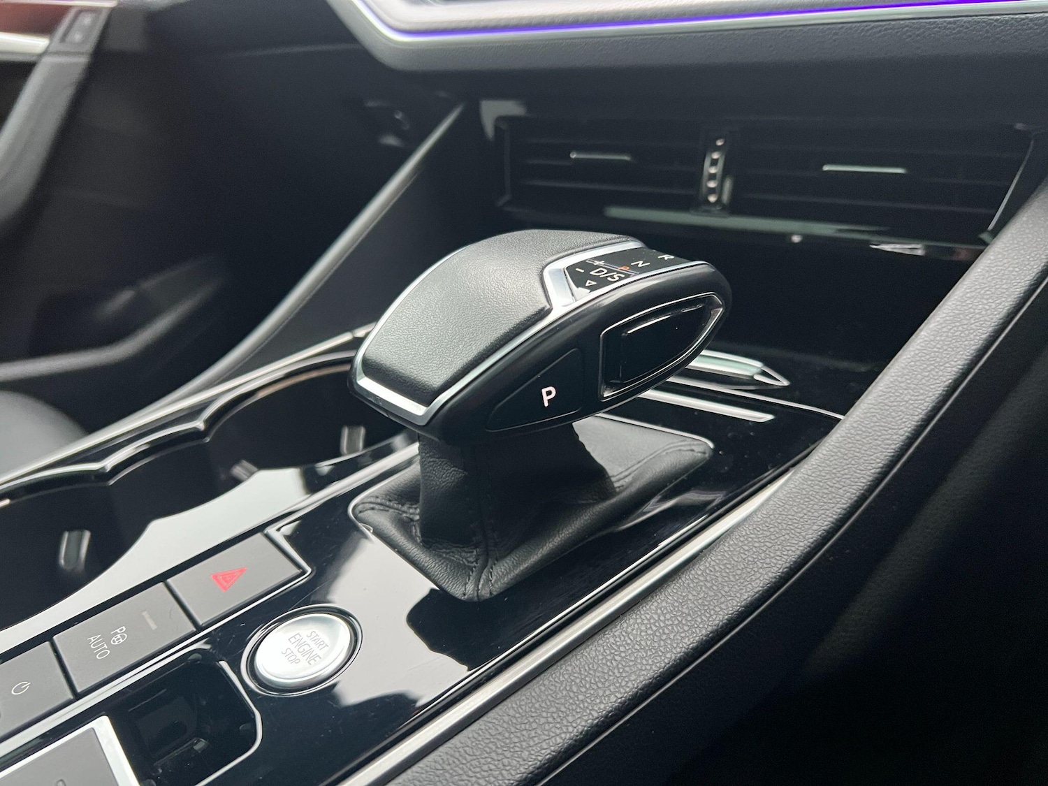 Used Volkswagen Touareg 2023 for sale - 77039855: Photo 28