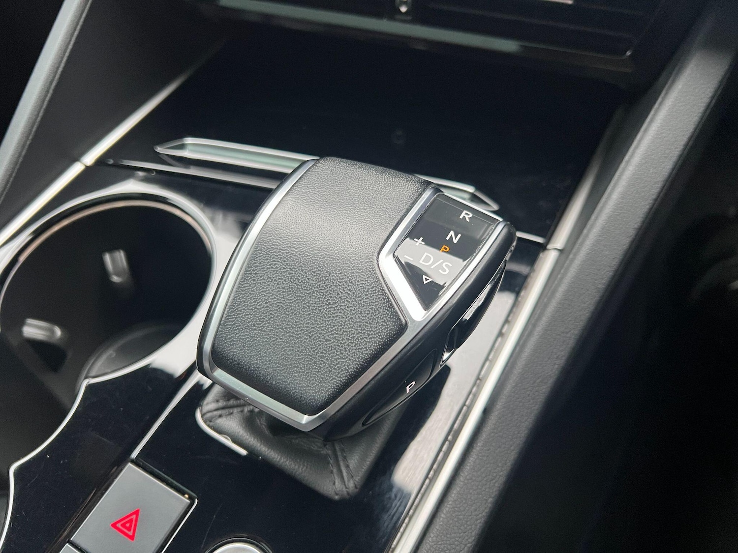 Used Volkswagen Touareg 2023 for sale - 77039855: Photo 29