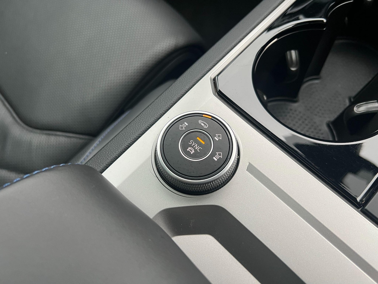 Used Volkswagen Touareg 2023 for sale - 77039855: Photo 32