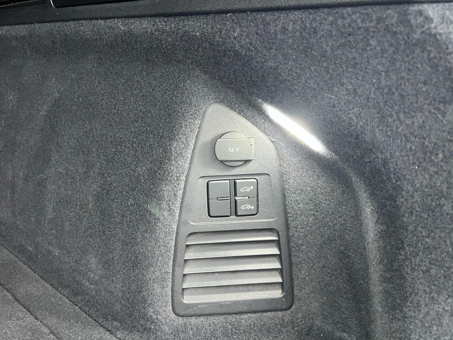 Used Volkswagen Touareg 2023 for sale - 77039855: Photo 64