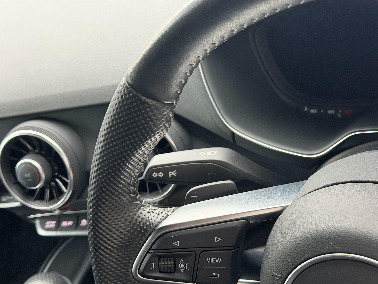 Used Audi TT 2022 for sale - 77279239: Photo 23