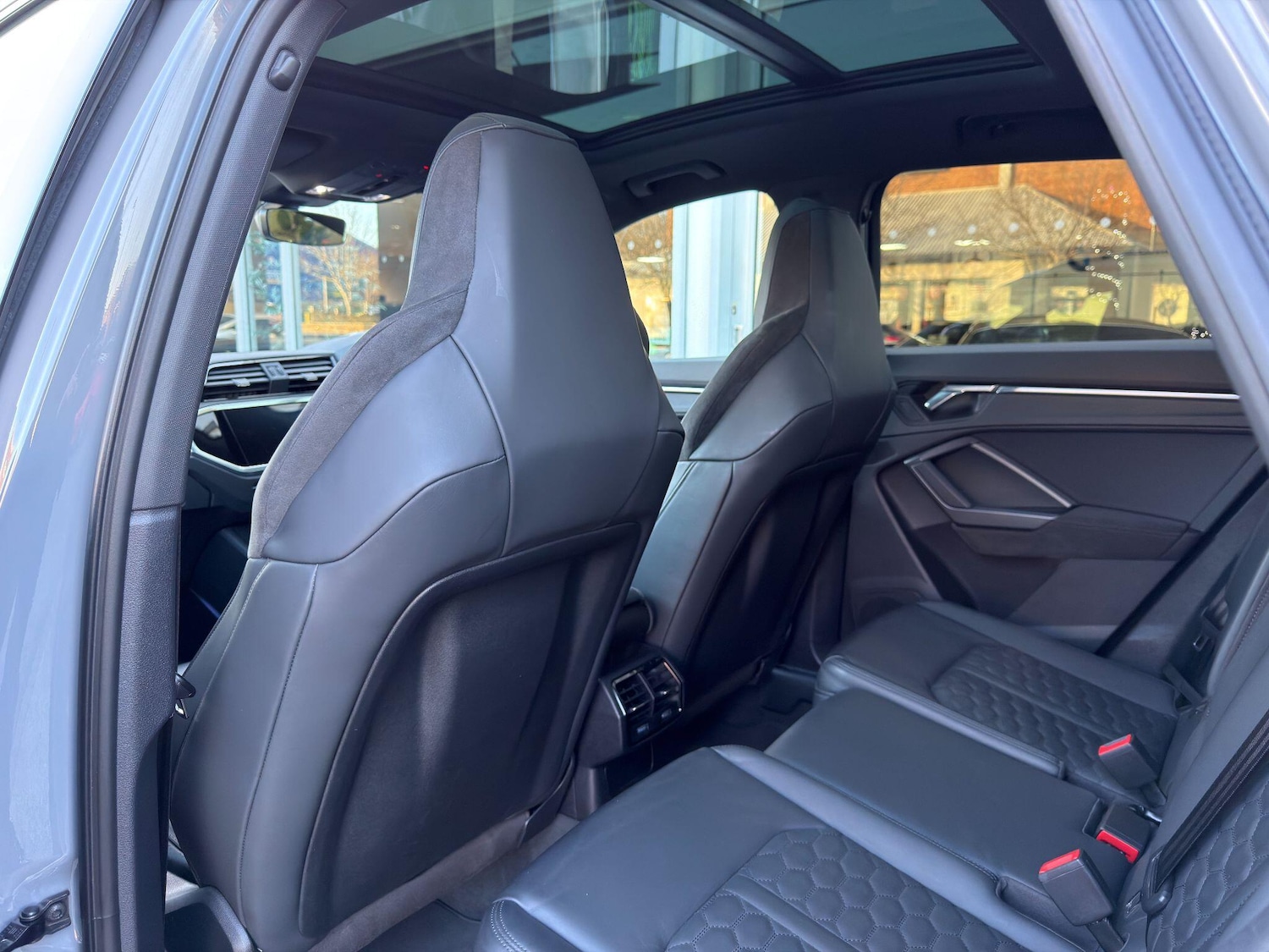 Used Audi RS Q3 2022 for sale - 76865543: Photo 22