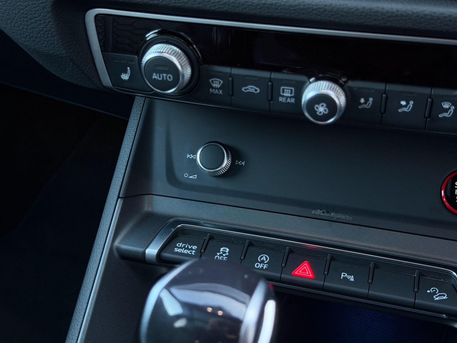 Used Audi RS Q3 2022 for sale - 76865543: Photo 39