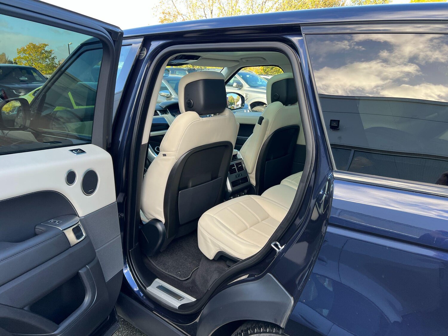 Used Land Rover Range Rover Sport for sale - 76389177: Photo 18