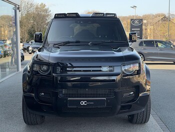 Used Land Rover Defender 110 2025 for sale - 78361742: Photo