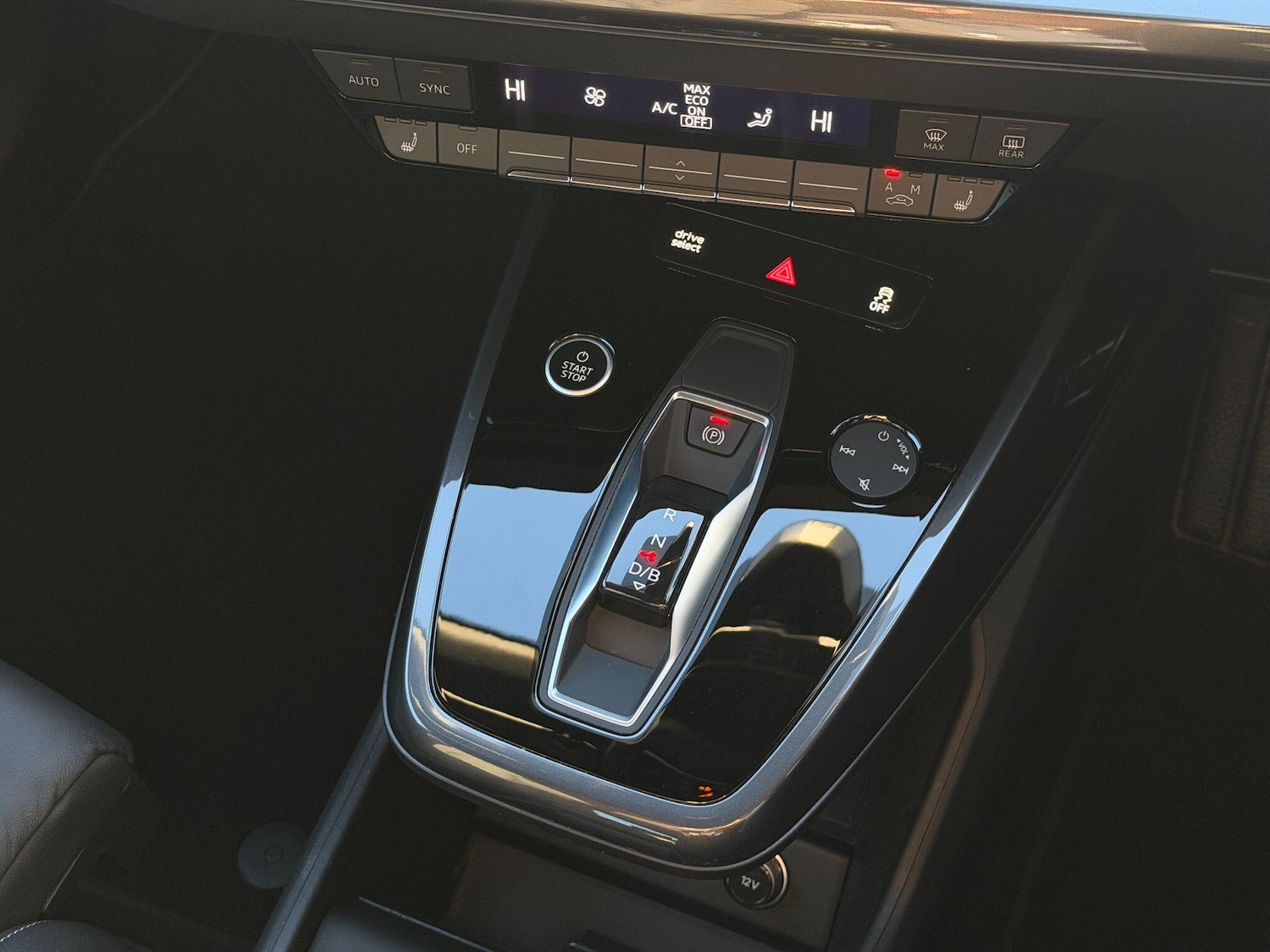 Used Audi Q4 e-tron 2021 for sale - 76765097: Photo 30