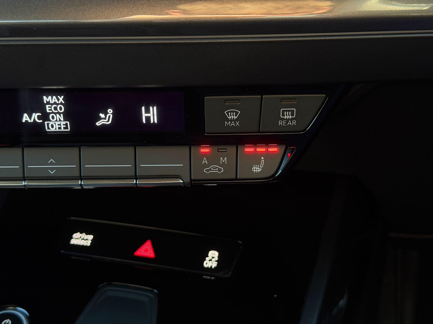 Used Audi Q4 e-tron 2021 for sale - 76765097: Photo 32