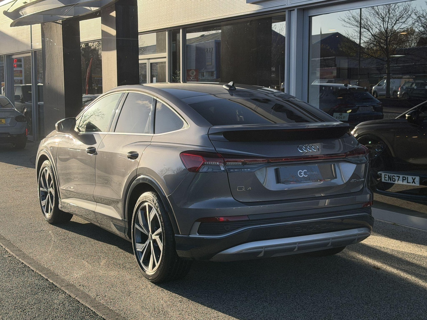 Used Audi Q4 e-tron 2021 for sale - 76765097: Photo 6